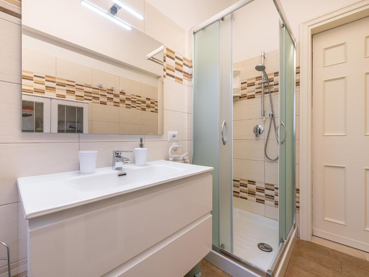 Apartment On Shopping Street Cagliari Ngoại thất bức ảnh
